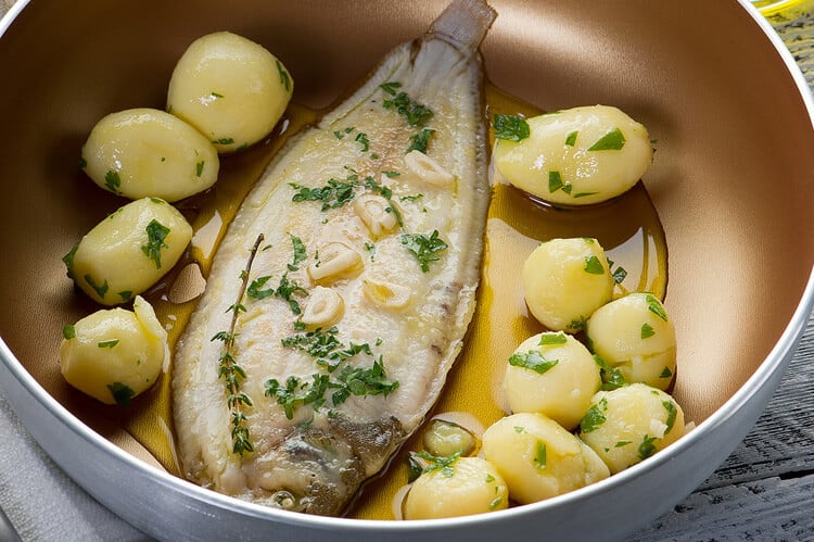 Seafood preparation and refrigerated delivery by Keenan Seafood